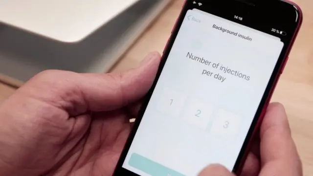 التطبيق يساعد مرضى السكري على معرفة كميات الأنسولين التي يجب تناولها على مدار اليوم