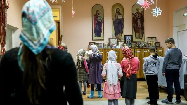 дети в православном детском социально-реабилитационном центре "Покров"