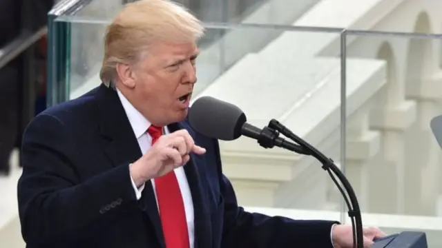 डोनल्ड ट्रंप