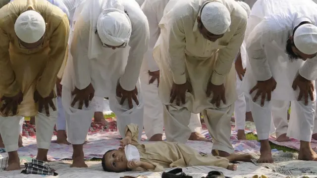 પ્રતીકાત્મક તસવીર