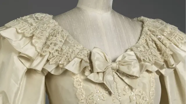 다이애나비 웨딩 드레스