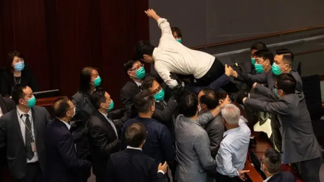 В законодательном совете