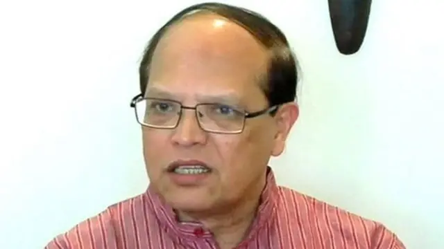 অর্থ চুরির ঘটনার জের ধরে পদত্যাগ করেছিলেন সে সময়কার গভর্নর আতিউর রহমান