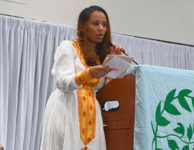 ሓንቲ ካብ ኣካያዲት እቲ ዋዕላ