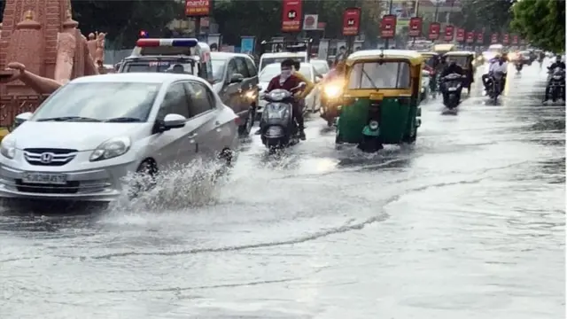 રાજકોટમાં વરસાદ