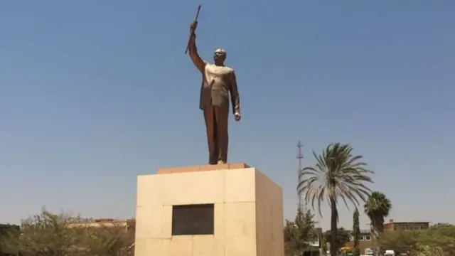 Sanamu ya Nyerere iliyopo ,Dodoma