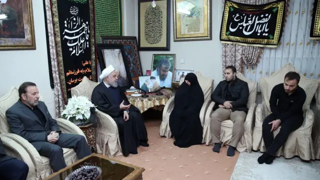 حسن روحانِ د قاسم سلیمانِ له کورنۍ سره