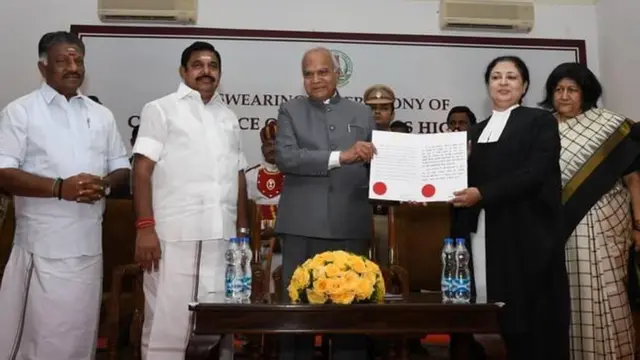 சென்னை உயர்நீதிமன்ற தலைமை நீதிபதி தஹில் ரமானி இடமாற்றம்