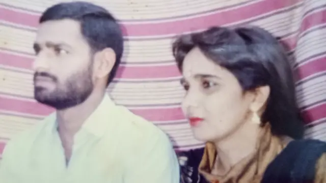 હિતેશ કુમારના પિતા બચન સિંહ અને માતા કામેશ બાલા