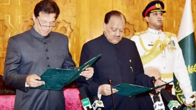 इमरान खान, पाकिस्तान