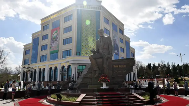 مجلسمه لایق شیرعلی