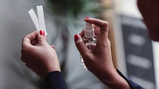 Watengenezaji wa manukato hutumia akili bandia kuharakisha utengenezaji wa aina fulani ya harufu