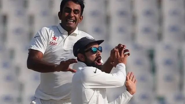 जयंत यादव - विराट कोहली