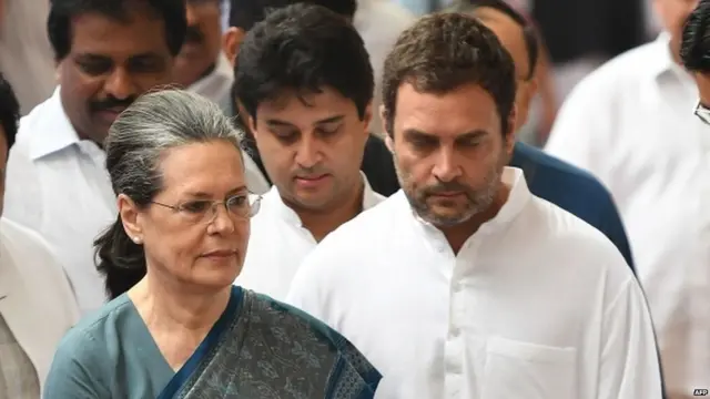 राहुल गांधी और सोनिया गांधी