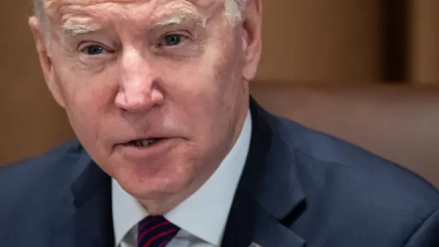 প্রেসিডেন্ট বাইডেন