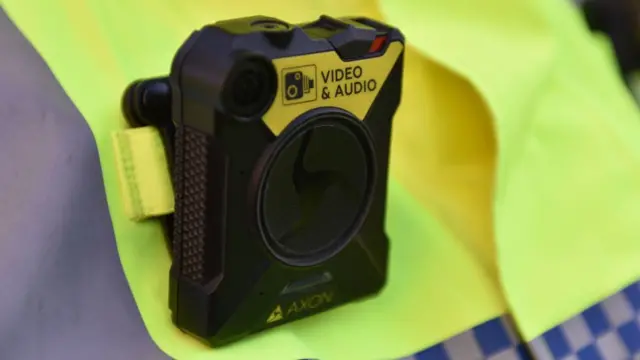 বডি ক্যাম।