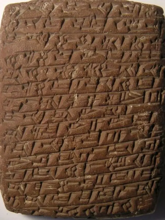 Les lettres, bien que minuscules, contenaient une foule d'informations sur cet ancien monde du commerce.