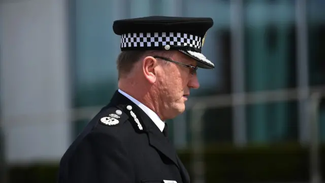 Йен Хопкинс