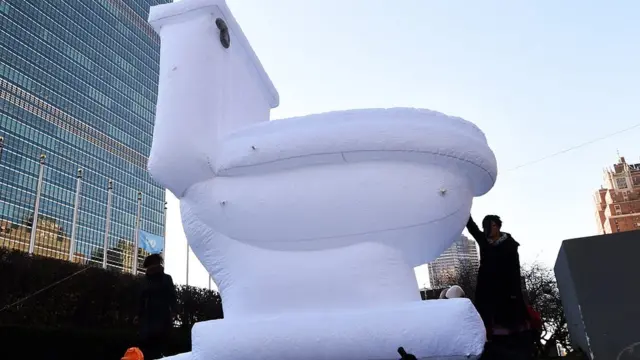 Toilet art to jolly world toilet day.