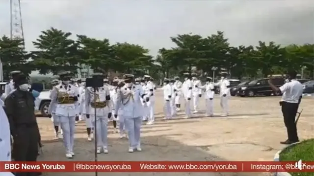 Awọn ọmọ ogun igbala naa ko gbẹhin nibi eto naa. Tilu-tifọn ni wọn fi gbe oku Dare Adeboye lọ si ibi ti isinku yoo ti waye