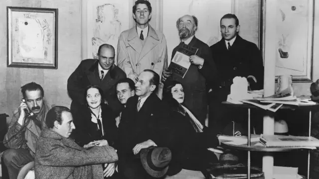 Iako su njegove kompozicije mogle da se posmatraju kao stroge, Mondrijan je živeo boemskim načinom života