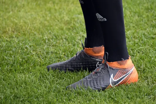 World Cup Nike boots barred for Iran footballers amid US sanctions