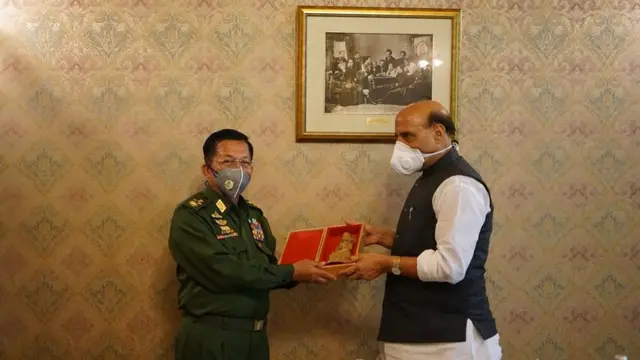 အိန္ဒိယကာကွယ်ရေးဝန်ကြီးနဲ့တွေ့ဆုံပြီး နှစ်နိုင်ငံအချက်ငါးချက်ကို ဆွေးနွေးခဲ့ပါတယ်။