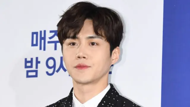 Nam diễn viên Hàn Quốc Kim Seon-ho