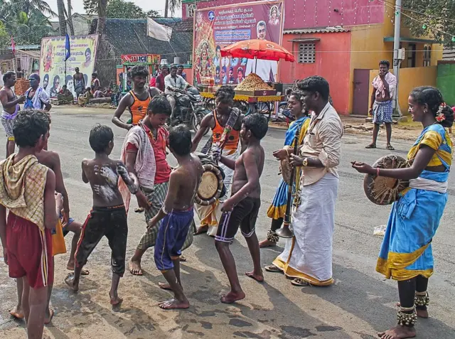 வட சென்னையில் திருவிழா கொண்டாட்டம் - இக்வான் அமீர், எண்ணூர்