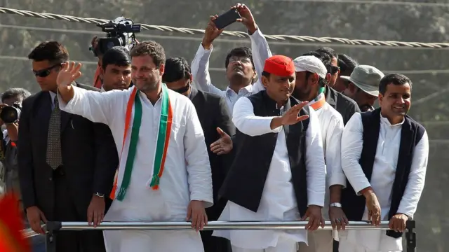 राहुल गांधी, अखिलेश यादव