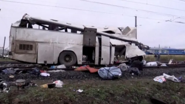 Владимир вилоятида поезд бориб урилган автобус