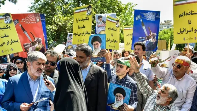 علی مطهری نایب رییس مجلس شورای اسلامی در راهپیمایی روز قدس