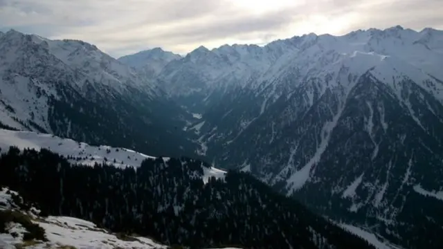 Эки жыл мурун Forbes журналы "Каракол" лыжа базасын КМШ өлкөлөрүндөгү алдыңкы 10 базаларынын бири деп тапкан.