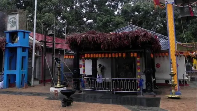 கண்டி கதிர்காமம் முருகன் கோயில்