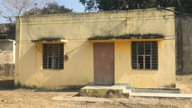 सब प्राइमरी हेल्थ सेंटर, बड़ा गांव