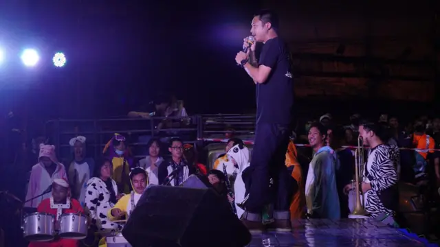 นายจตุภัทร์ บุญภัทรรักษา