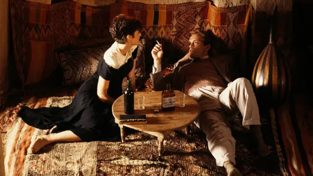 Çölde Çay filminden bir sahne