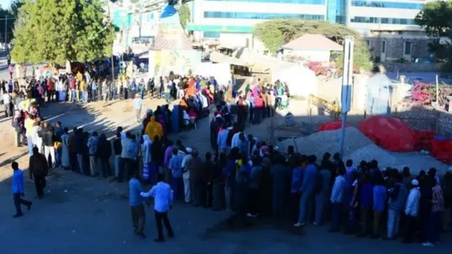 Namoota sagalee kennuuf hiriiran