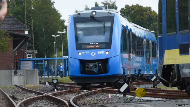 hydrogen rail