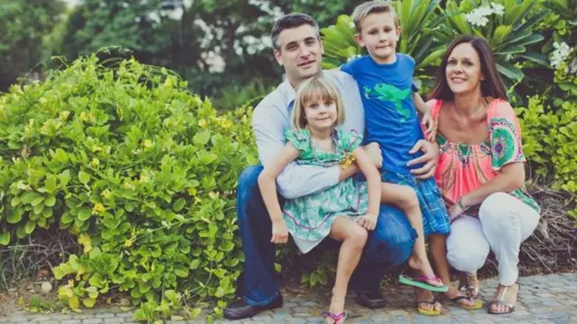 كيف يتغلب المغتربون على ارتفاع تكاليف المدارس؟