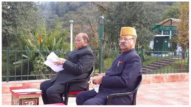 शरद पवारांसोबत श्रीनिवास पाटील