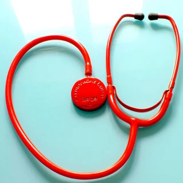 மருத்துவ மாணவி தற்கொலை