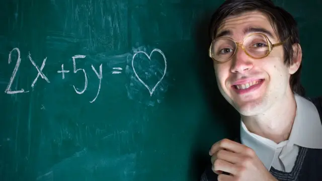 Nerd con ecuación que da como resultado amor.