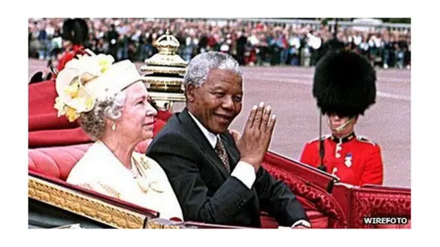 ማንዴላ ምስ ንግስቲ