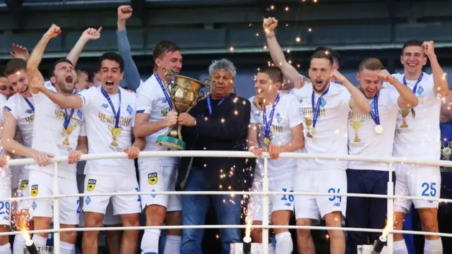 Динамо чемпіон, церемонія