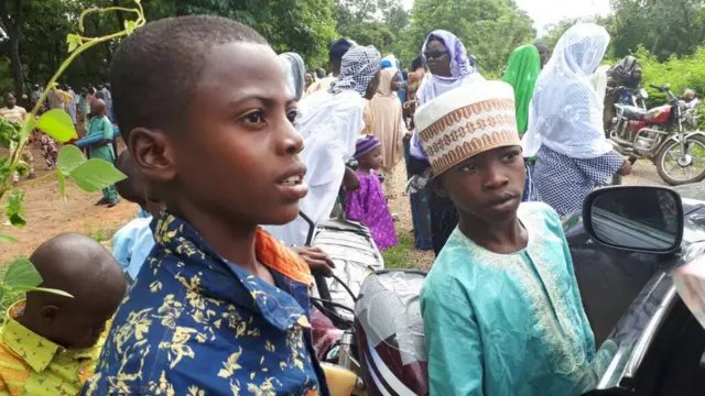 Pickin for Prayer-ground