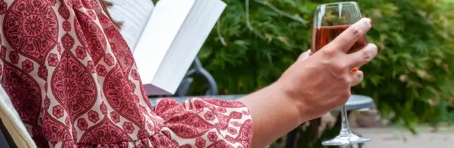 लकडाउनले कतिपय मानिसलाई मदिरासँगको उनीहरूको सम्बन्ध समीक्षा गर्ने अवसर दियो