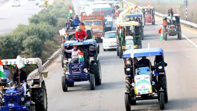 किसान परेडः ढाई सौ किलोमीटर लंबा रूट, कुछ किसान संगठन नाराज़