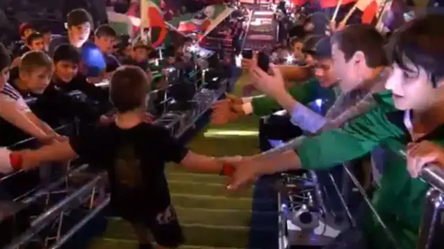 Döyüşçü oğlanlar