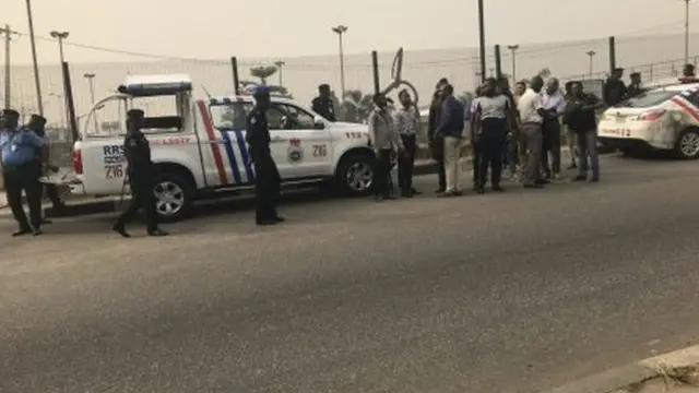 Awọn ọlọpaa to duro lati tako iwọde